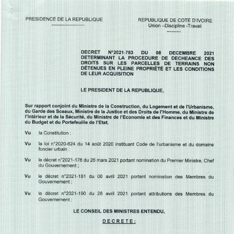 Aperçu du document DECRET 2021 783 08 12 2021 PROCEDURE DECHEANCE DES DROITS — Transfert de propriété, Côte d'Ivoire