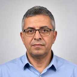 أحمد حسن